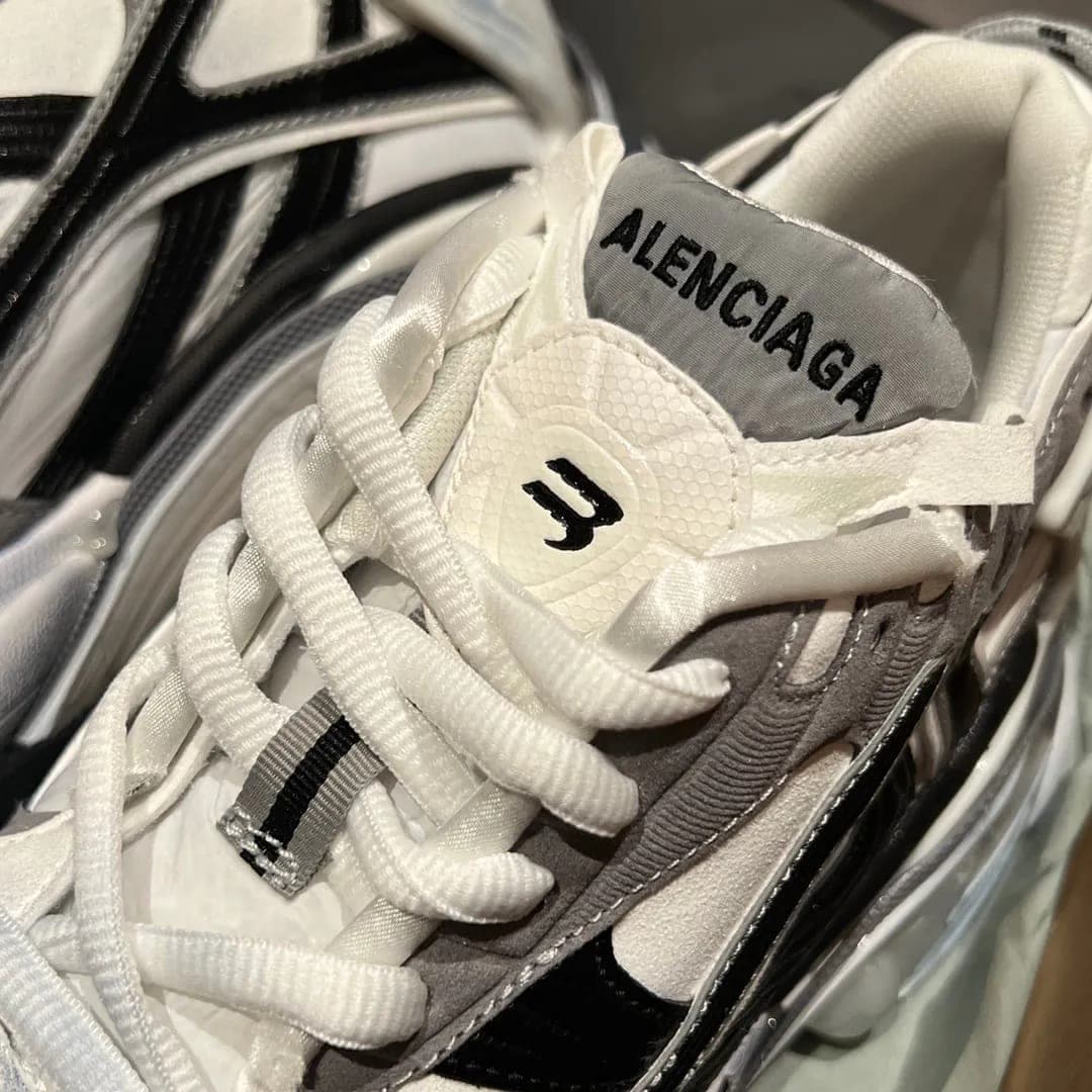 Balenciaga Runner Sneaker 7.0 in Black product thumbnail view 6