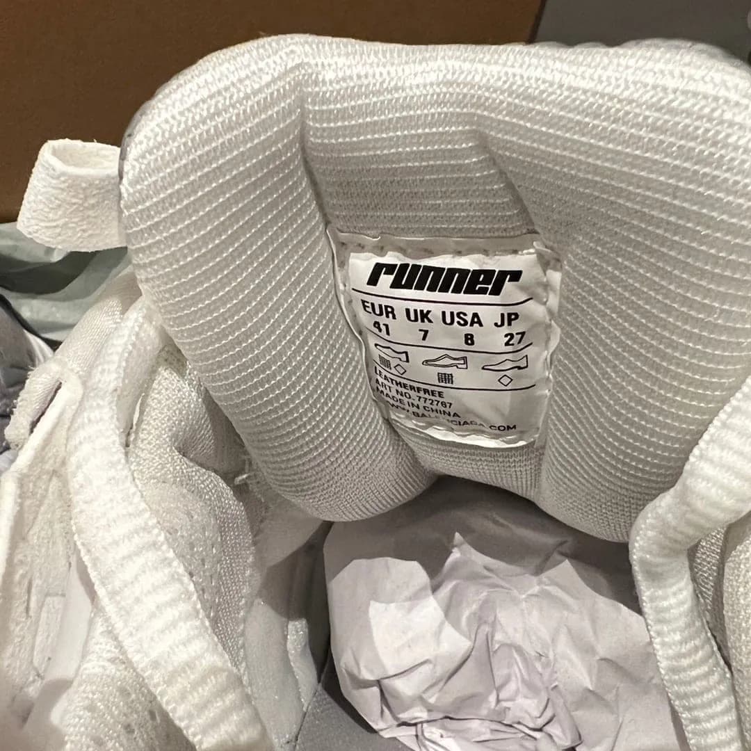 Balenciaga Runner Sneaker 7.0 in Black product thumbnail view 7