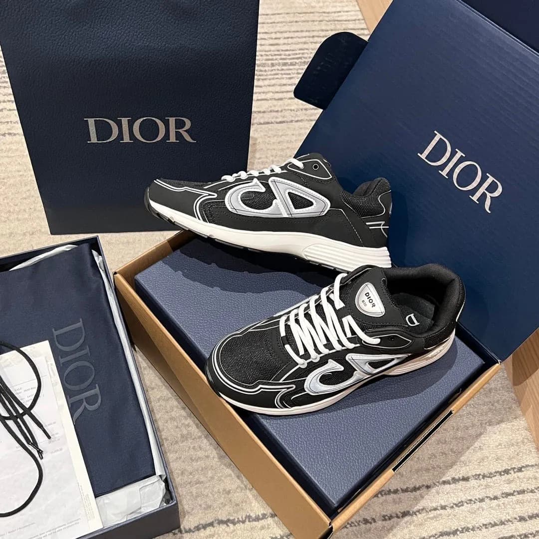 Dior B30 Low-Top Sneaker in Black product thumbnail view 2