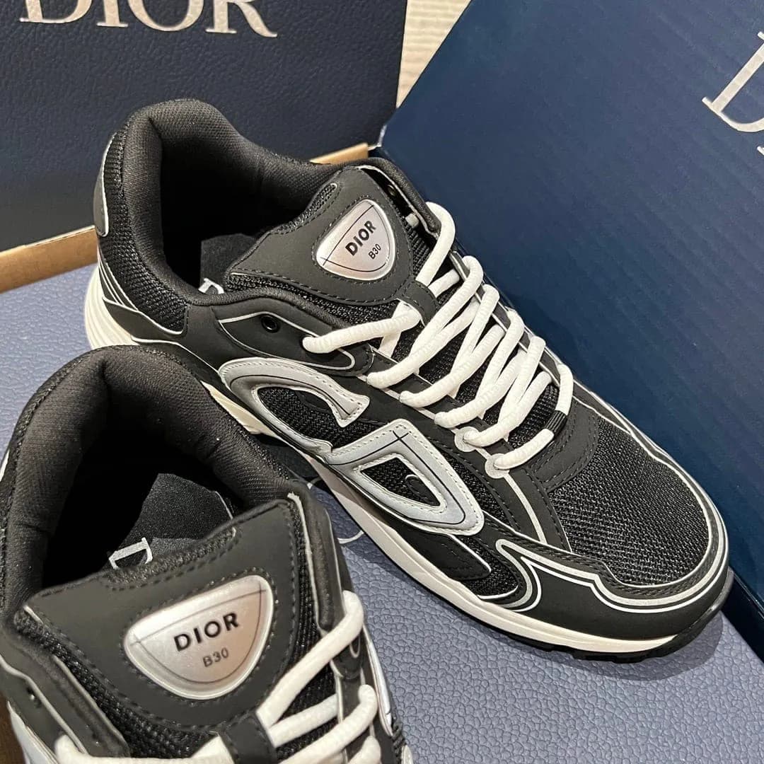 Dior B30 Low-Top Sneaker in Black product thumbnail view 4